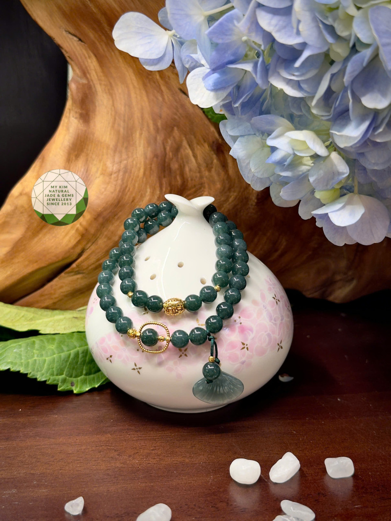 💎 Vòng Tay Lam Ngọc Phỉ Thúy Mix Charm Treo Vỏ Sò – Kim Tiền & Bi Vàng 10k | Trang Sức Thiết Kế Cao Cấp MYKIM