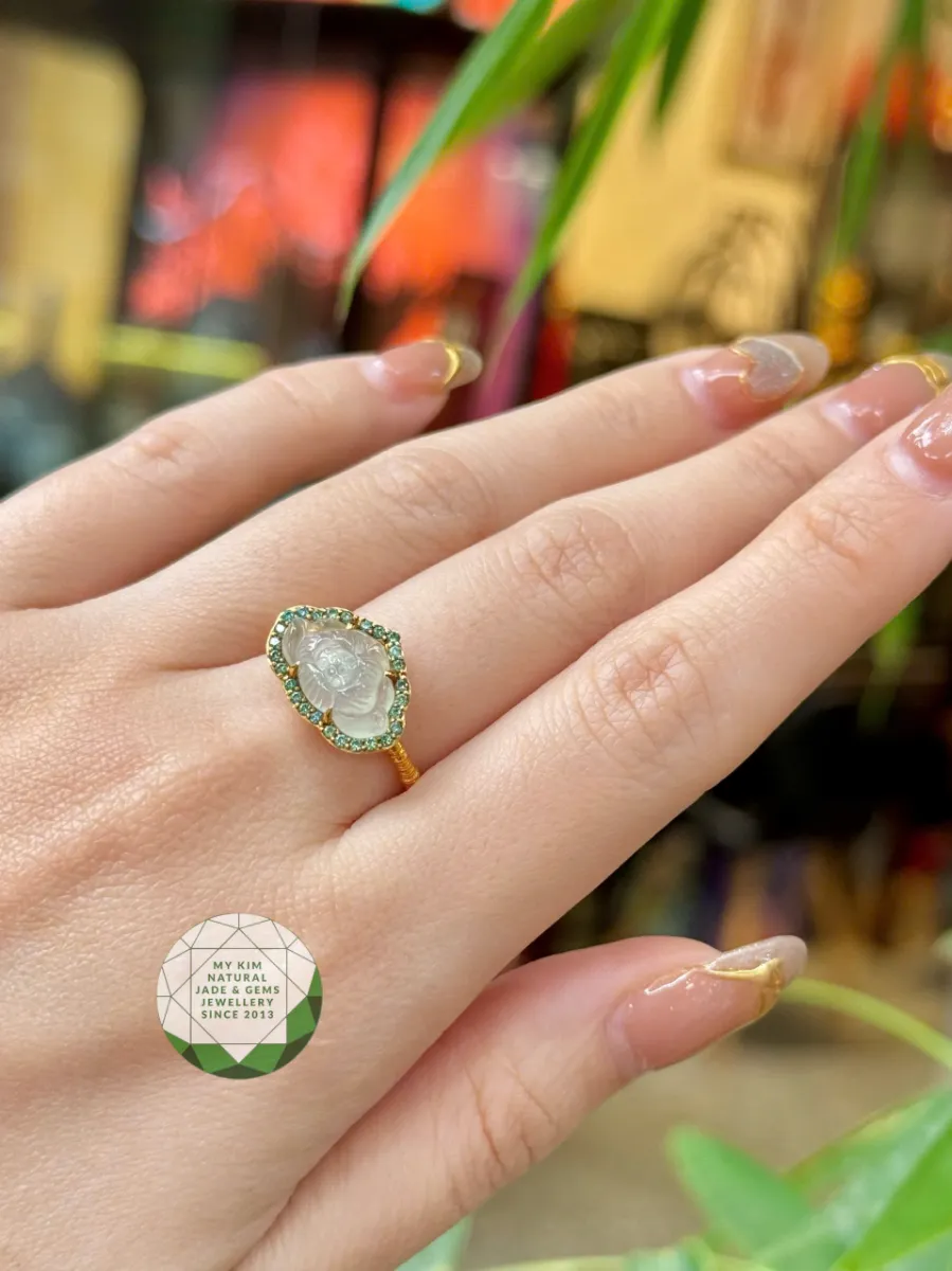 🌸 Nhẫn Hoa Sen Băng Ngọc Phỉ Thúy – Jadeite VIP – Viền Moissanite Xanh – Vàng Gold 14k