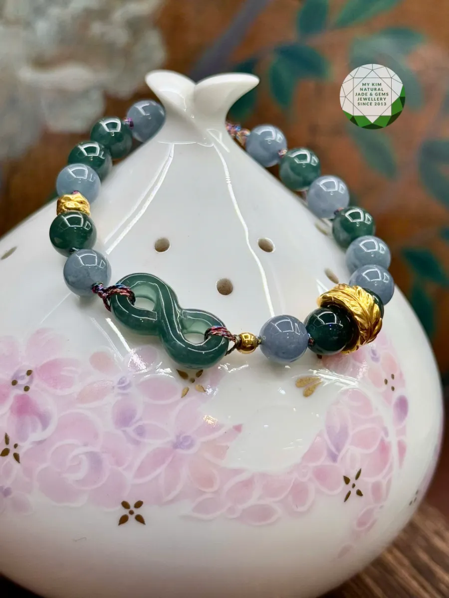 💎 Vòng Tay Lam Ngọc Phỉ Thúy Jadeite Mix Charm Vô Cực ♾️ Charm Vàng Lông Vũ & Bi Vàng ✨ Trang Sức Thiết Kế Độc Quyền – Phiên Bản Giới Hạn