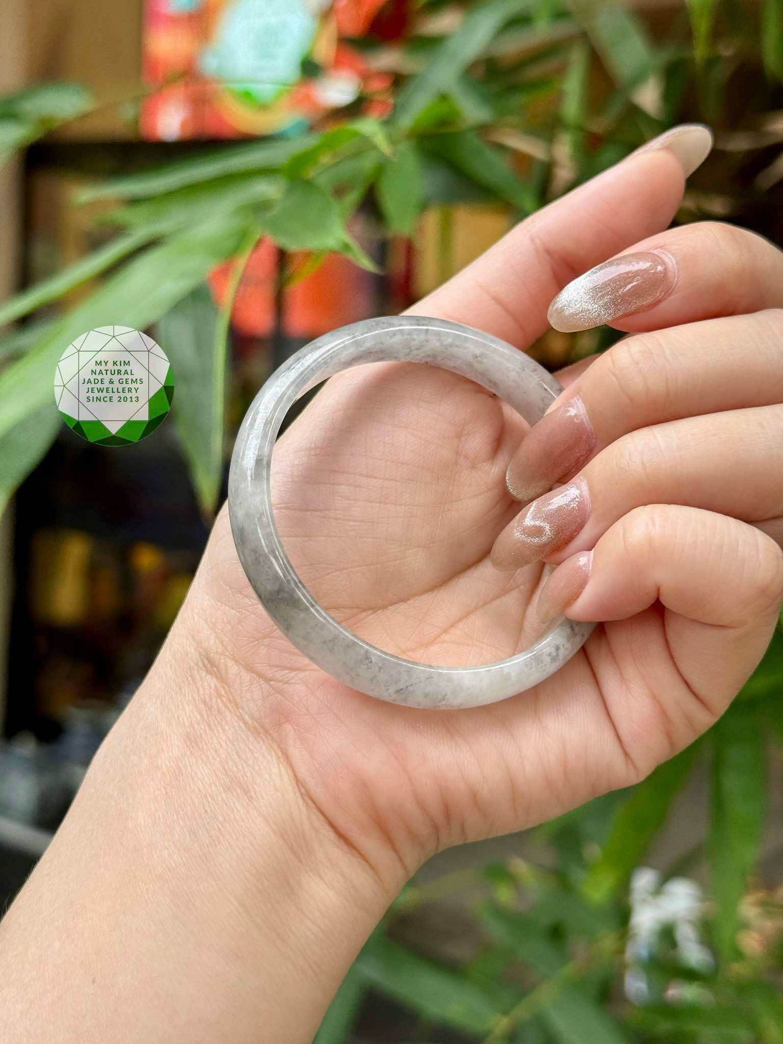 Vòng Ngọc Phỉ Thuý Gà Đen 