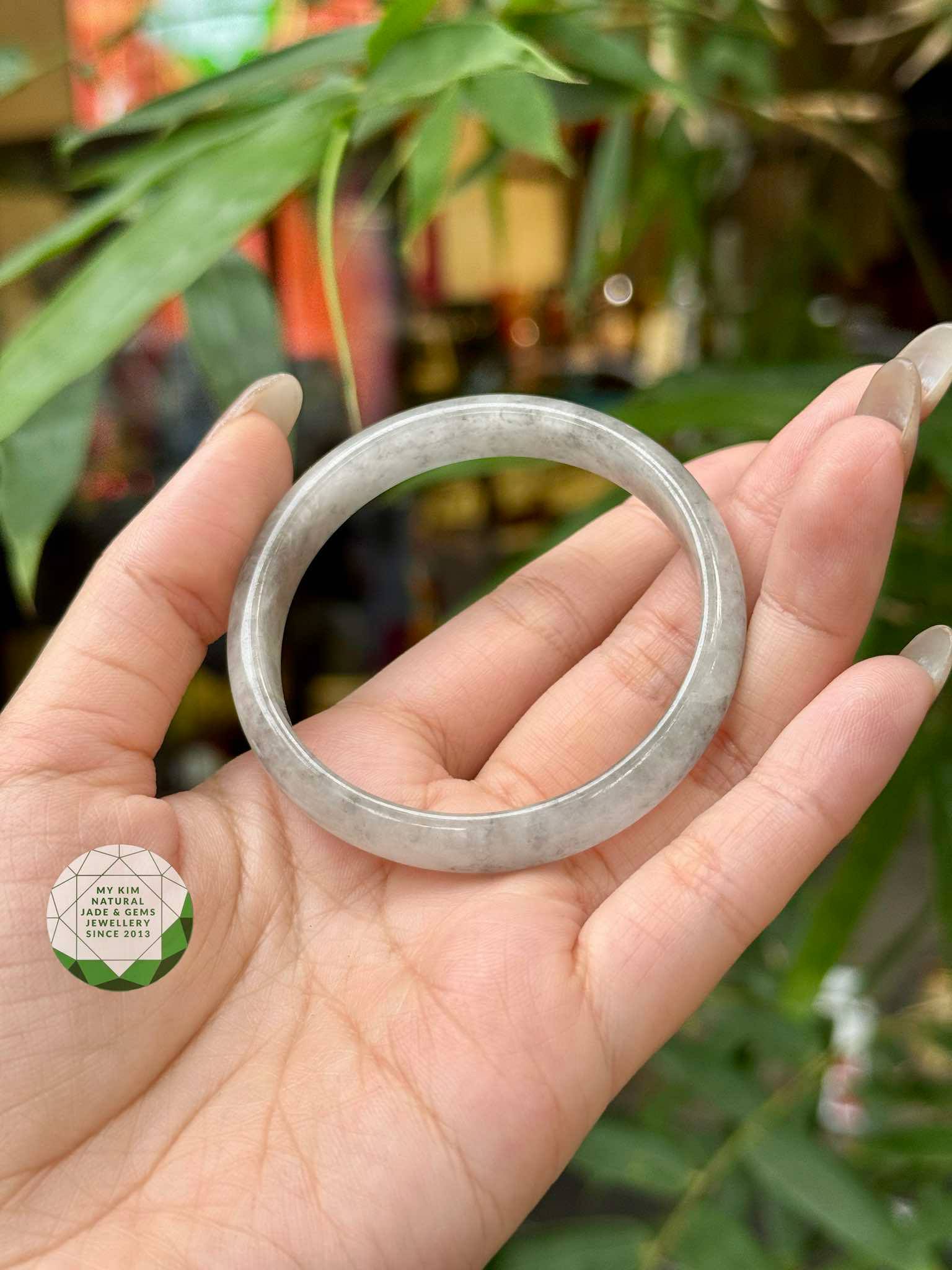 Vòng Ngọc Phỉ Thuý Gà Đen 