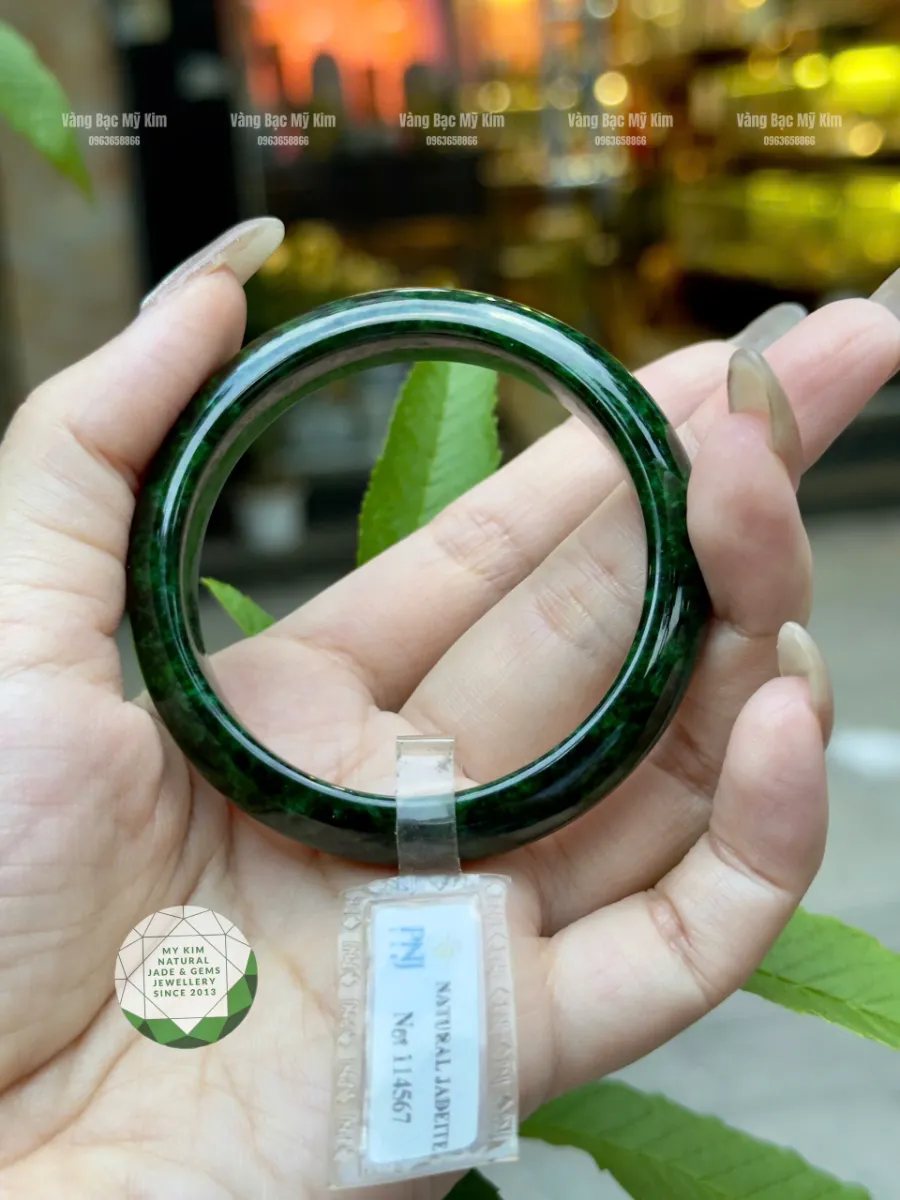 Vòng Ngọc Phỉ Thúy vip - Bản Hẹ - Kèm Kiểm Định Ngọc