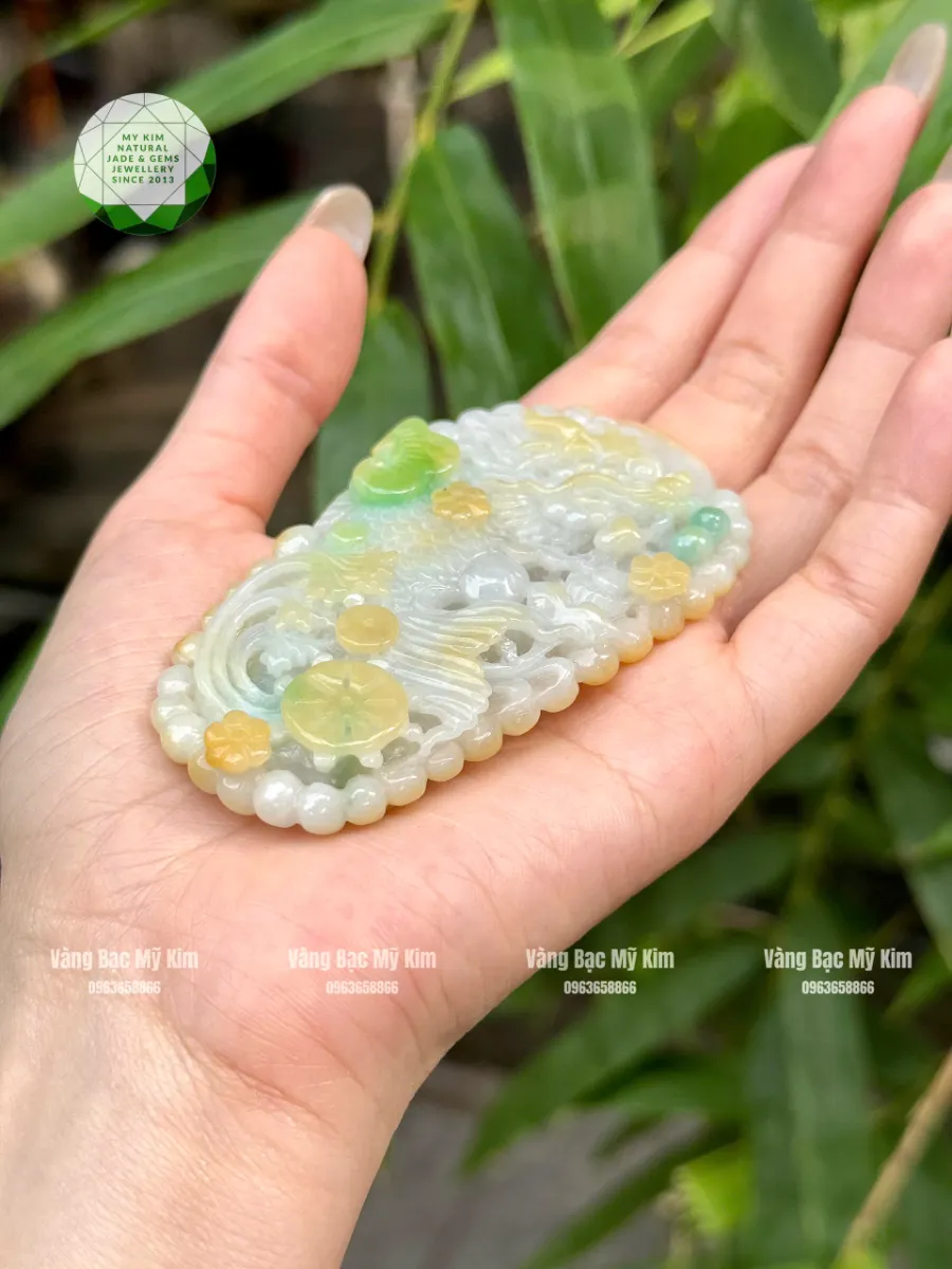 🐉✨ Mặt Ngọc Phỉ Thúy Cá Chép Hóa Rồng – Tượng Trưng Cho Sự Vươn Lên & Phát Đạt