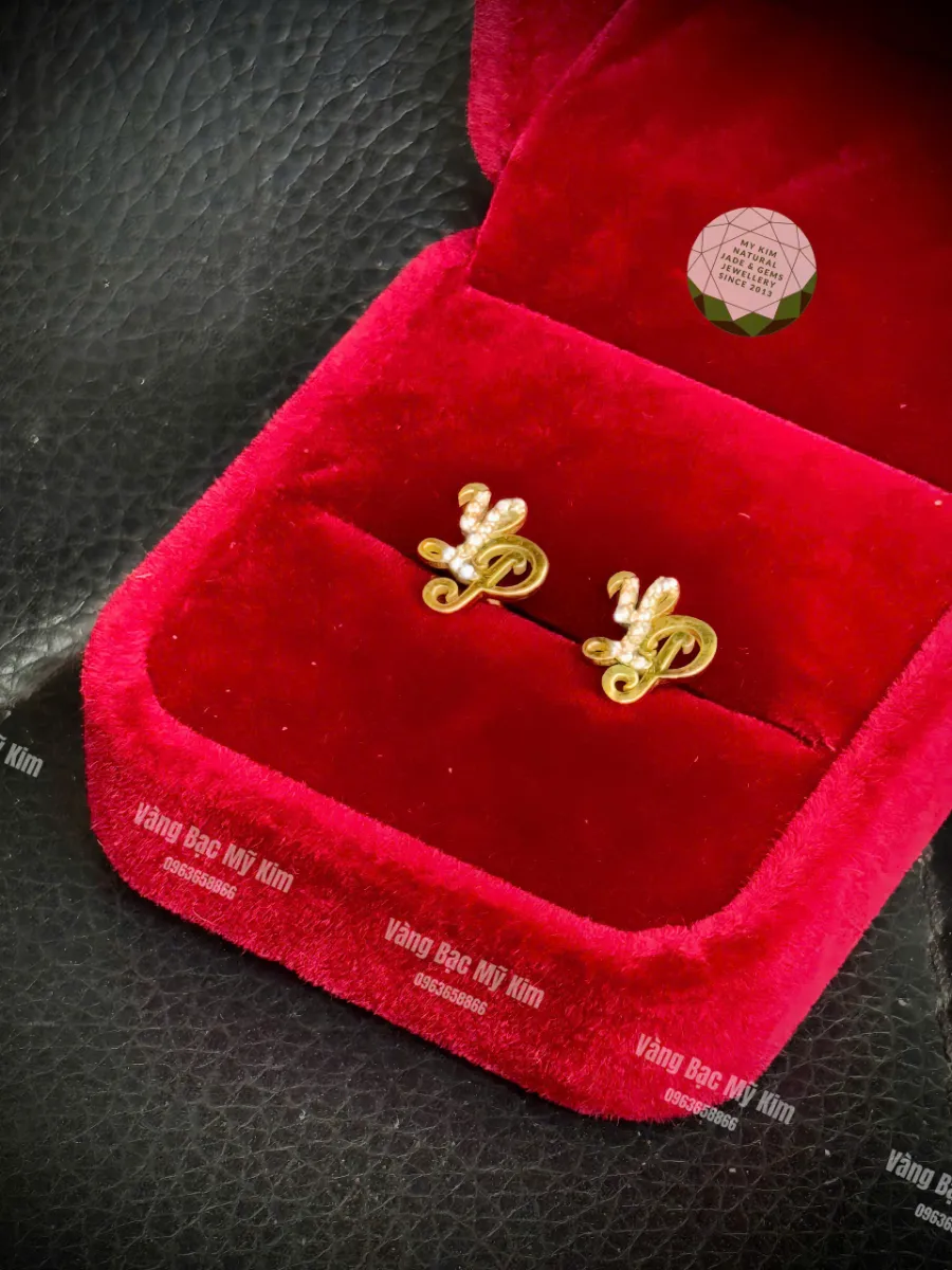 ✨ Bông Tai Chữ Lồng Tên – Thiết Kế Cá Nhân Hóa