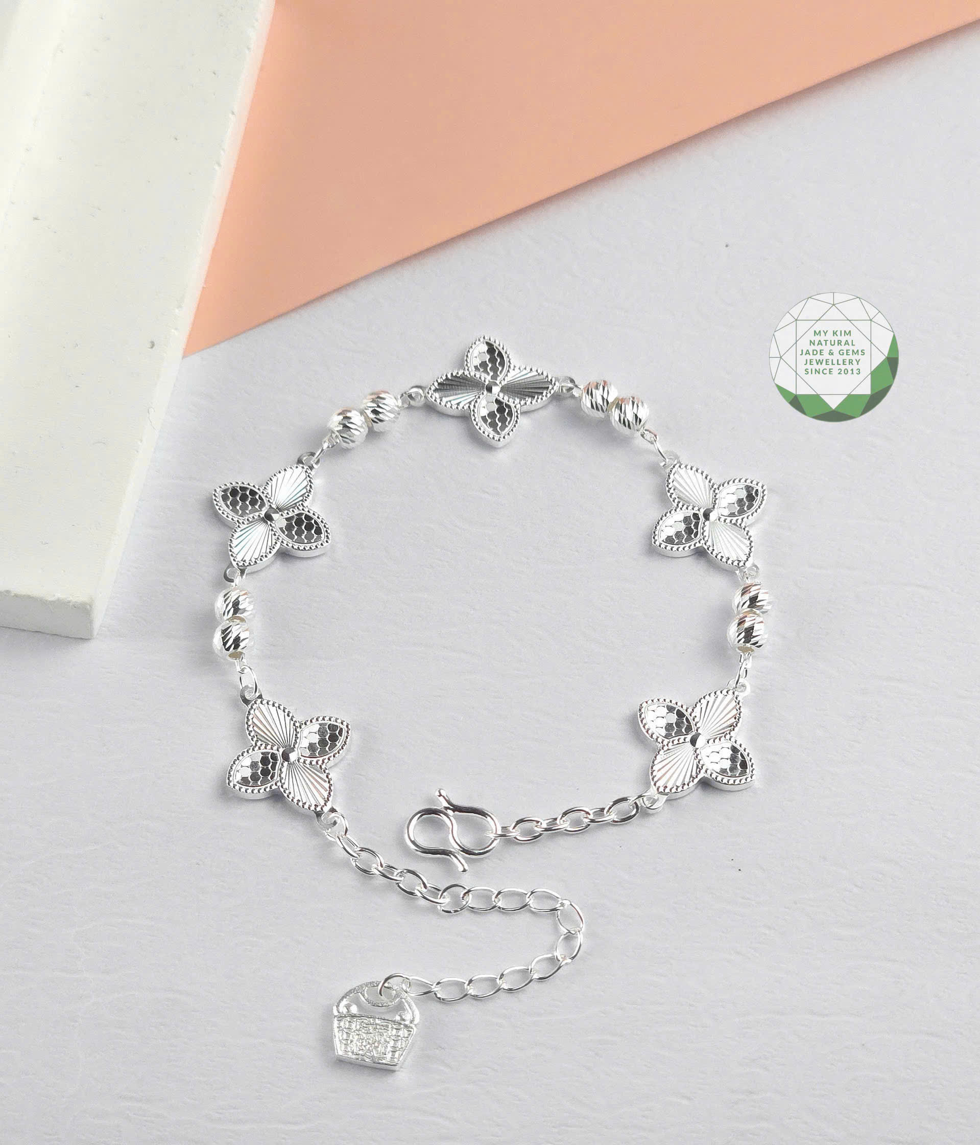 🌿 Lắc Tay Cỏ Bốn Lá – Bạc Si Vàng Trắng Cao Cấp | Thiết Kế Phay Sáng Trang Nhã