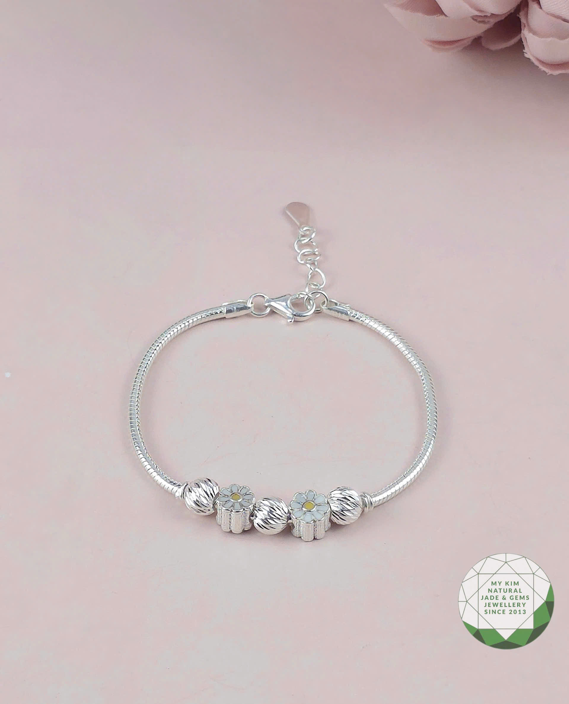 Lắc Tay Bạc 925 Cho Bé  – Charm Hoa Cúc Phối Bi Bạc | Dịu Dàng & Tinh Tế