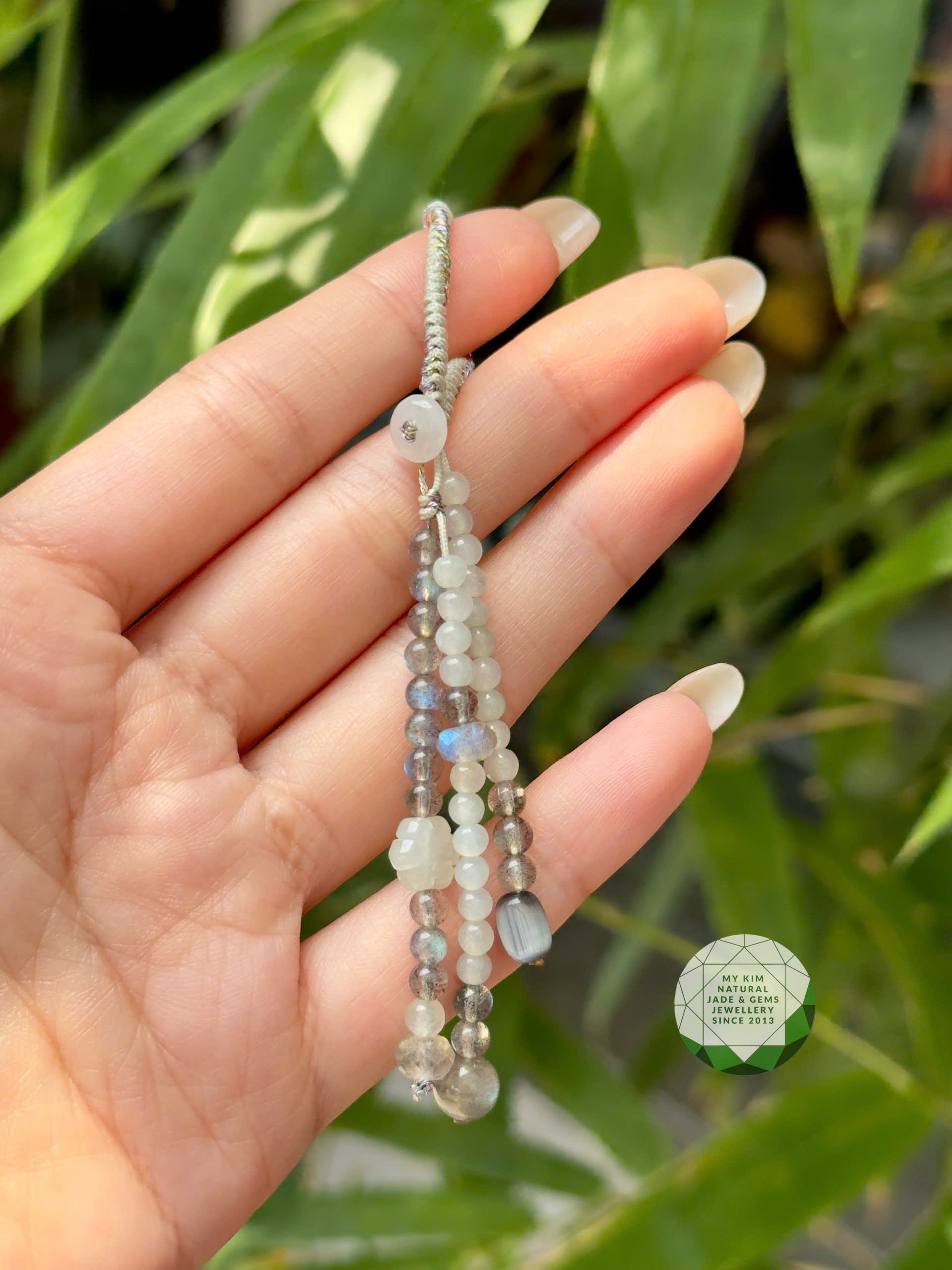 🌿 Dây Treo Túi – Băng Ngọc Phỉ Thúy Mix Mặt Trăng Đen