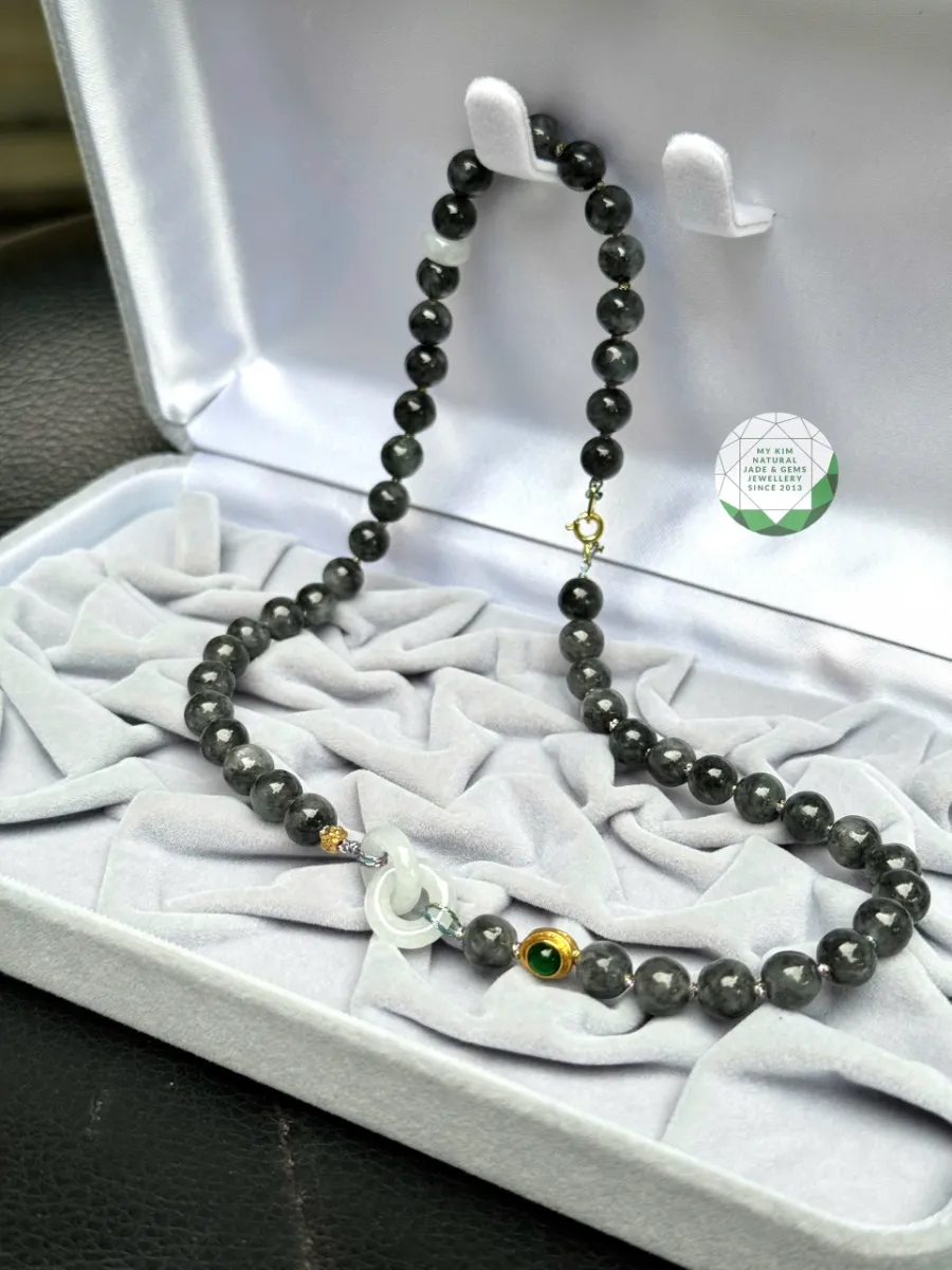 🪬 Dây Chuyền Ngọc Phỉ Thúy Gà Đen Kết Charm Vô Cực Băng Ngọc