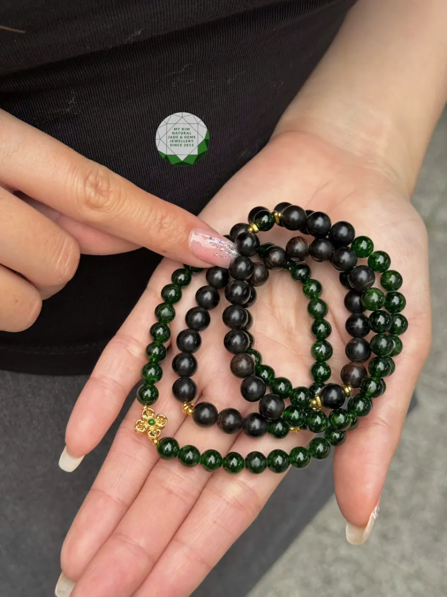 ✨ Vòng Tay Trầm Hương Indo Mix Đá Diopside – Kết Hợp Charm Vàng Kim Cang