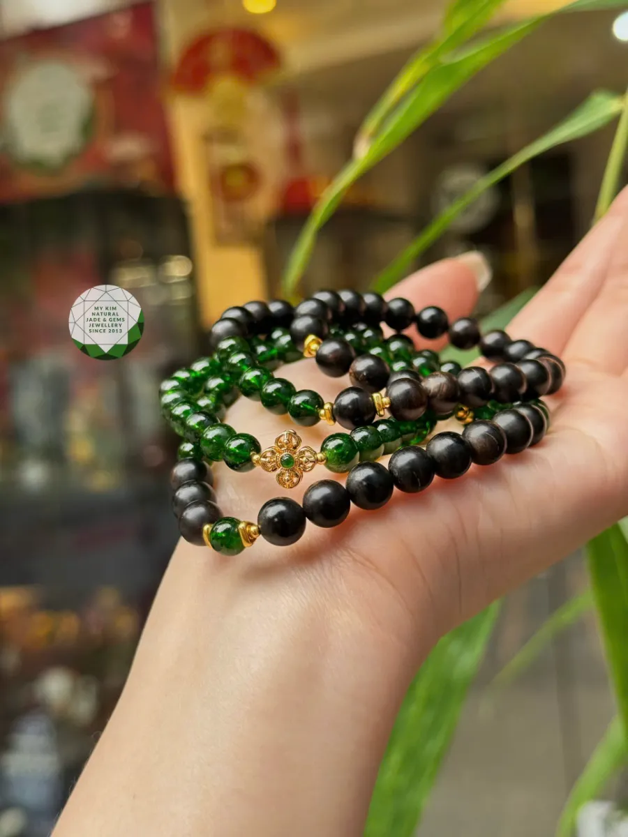 ✨ Vòng Tay Trầm Hương Indo Mix Đá Diopside – Kết Hợp Charm Vàng Kim Cang
